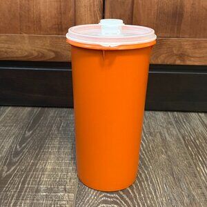 Tupperware Juice Container with Lid
